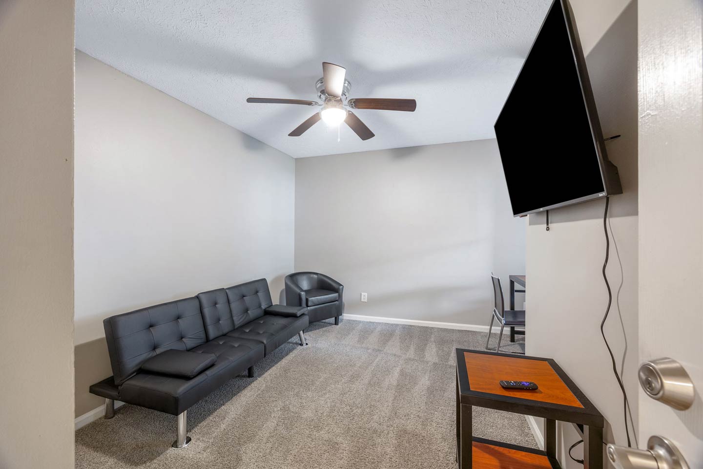 campus flats 2 bed 2 bath