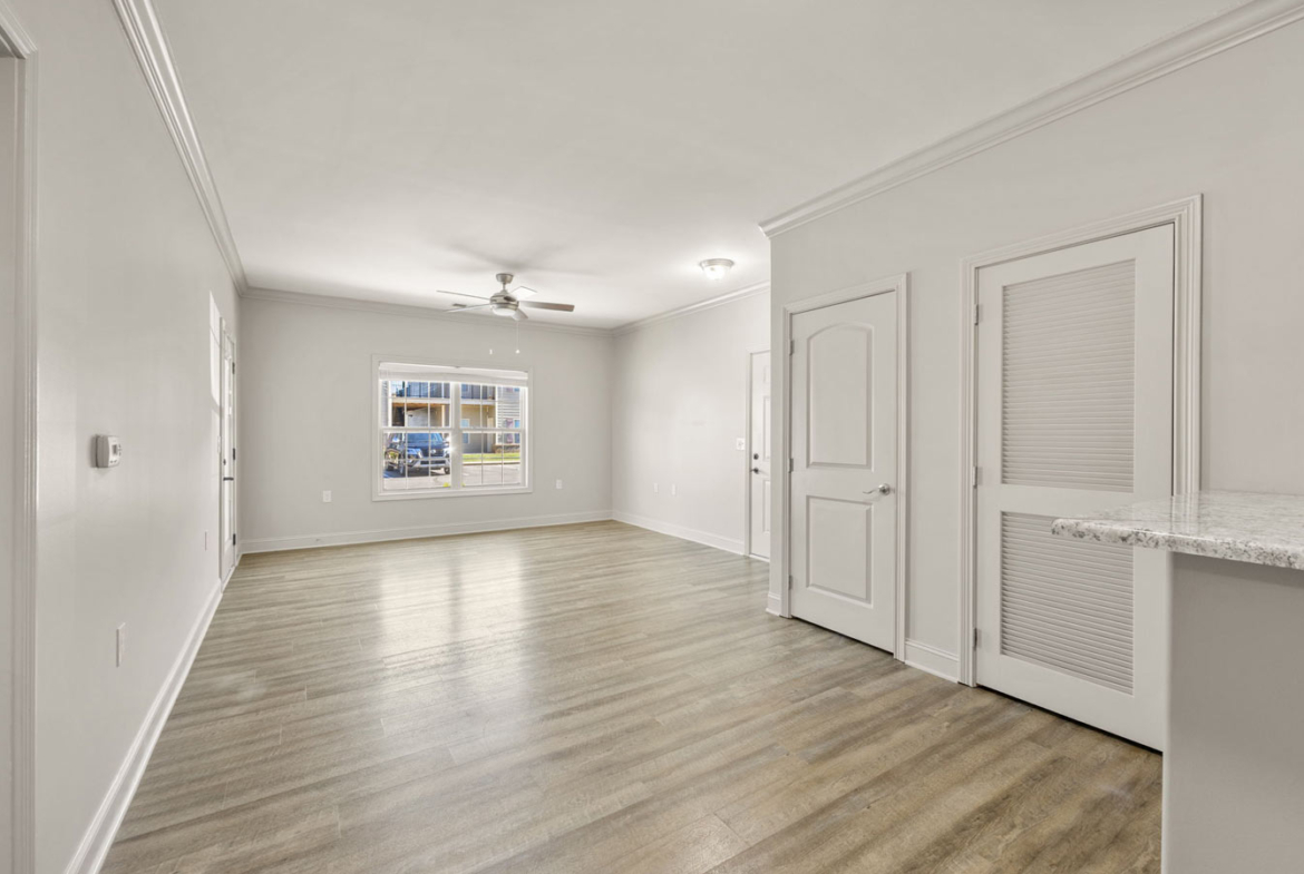 garvin pointe 1 bed 1 bath - living