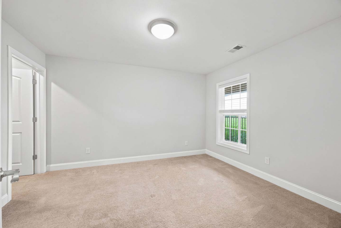 overlook 3 bed 2 bath bedroom
