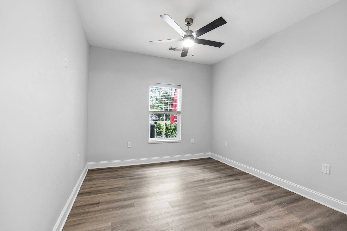 topper park 2 - 3-bed 3-bath - bedroom
