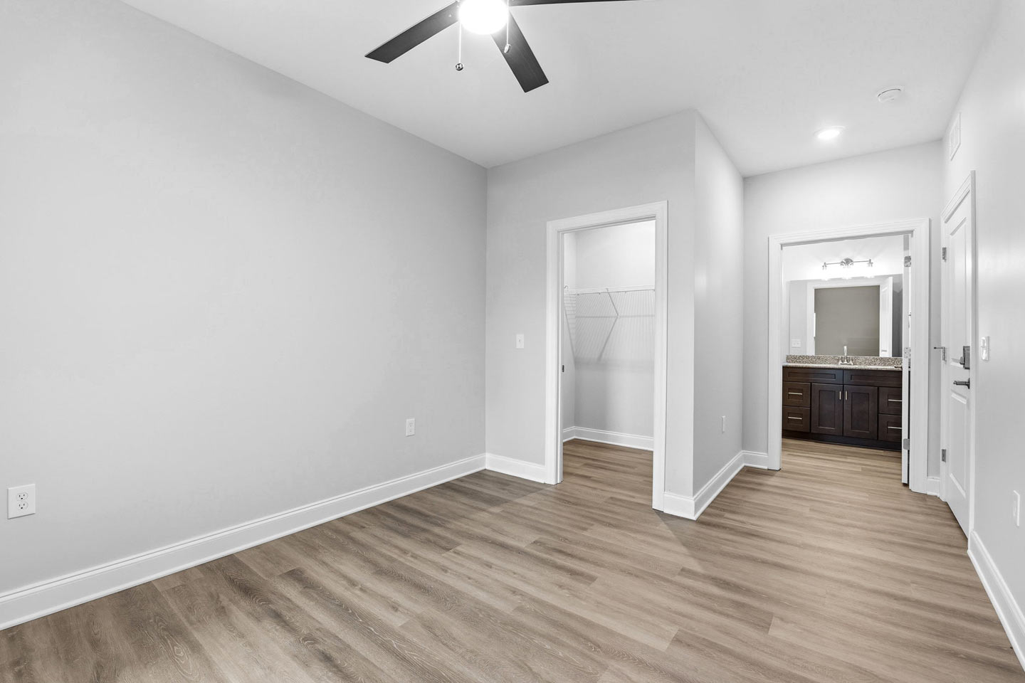 topper park 2 - 3-bed 3-bath - bedroom
