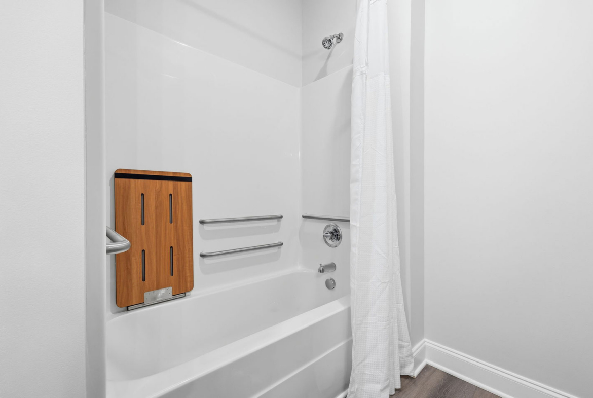 topper park 2 4-bedroom - bath
