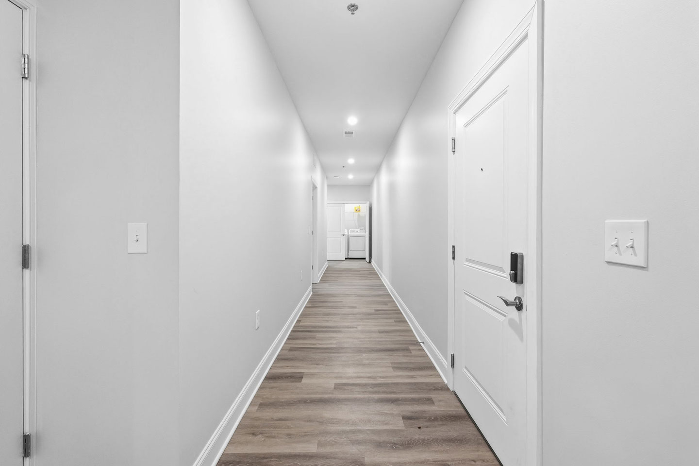 topper park 2 4-bedroom - hall