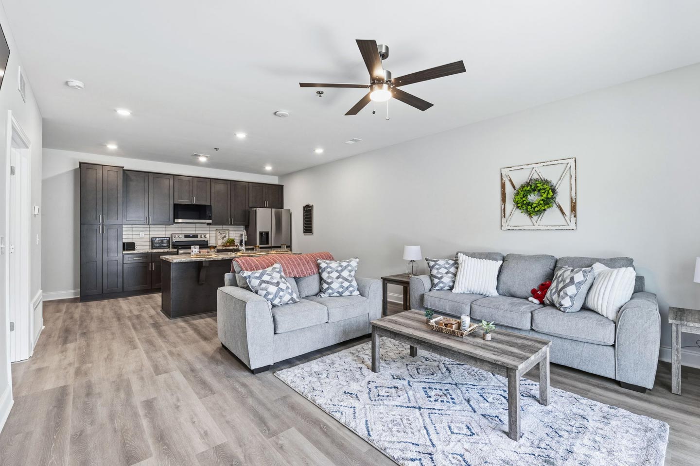 topper park 2 living area
